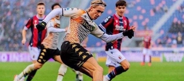 巴黎人报：舍瓦利耶有望迎来国家队首秀，多名轮换球员将出场