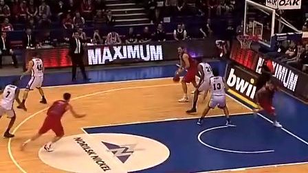 投篮靠谱！浙江新外援兰道夫14中8贡献28分，三分5中4（手感火热！浙江新援兰道夫14投8中砍28分，三分5投4中）