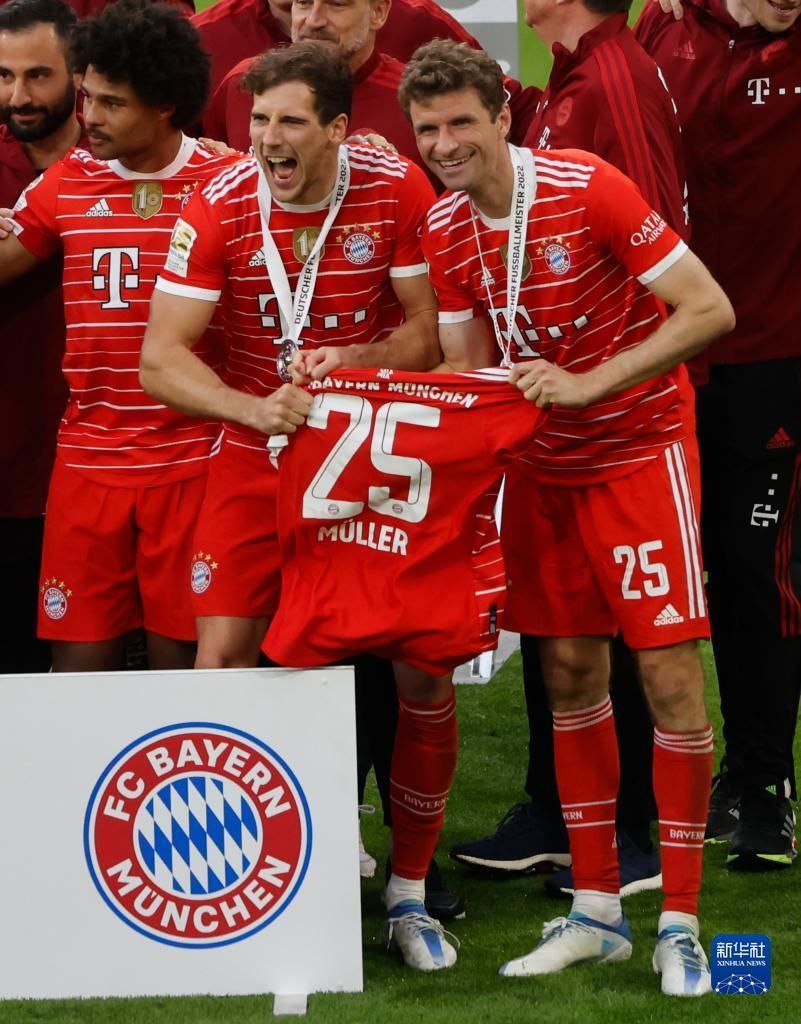 湖人板凳哑火半场仅得7分，马刺三大板凳合砍29分压制湖人（湖人替补熄火半场仅7分，马刺三替补合力轰29分占上风）