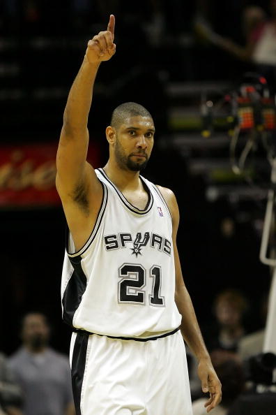 记者：伊萨克已回归纽卡训练，本周他将与俱乐部讨论未来（记者：伊萨克重返纽卡训练，本周将与俱乐部商讨未来规划）