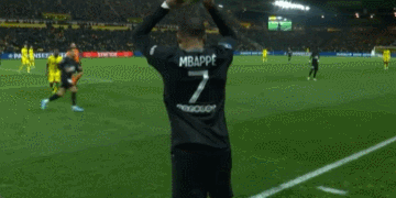 五大联赛周末看点：西甲意甲迎榜首大战 谁掉队？（周末五大联赛前瞻：西甲、意甲上演榜首对决，谁会掉队？）